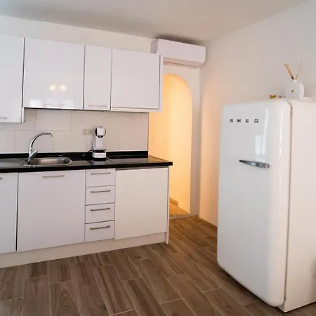 Apartment Calle Iglesia *